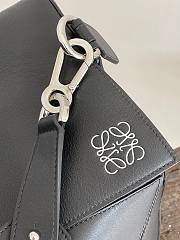 Loewe Large Puzzle Bag In Shiny Calfskin Black Size 38x19x23cm - 4