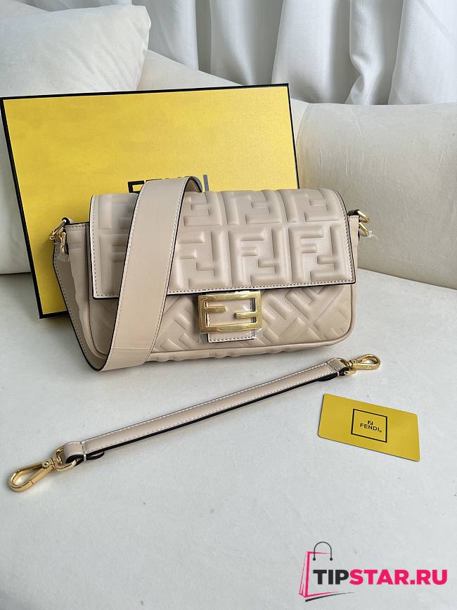 Fendi Baguette Light Beige Nappa Leather Bag 27x15x6cm - 1