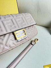 Fendi Baguette Light Pink Nappa Leather Bag 27x15x6cm - 3