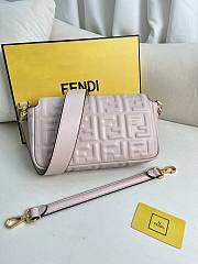 Fendi Baguette Light Pink Nappa Leather Bag 27x15x6cm - 2