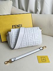 Fendi Baguette White Nappa Leather Bag 27x15x6cm - 3