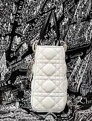 Small Lady Dior Bag Two-Tone Black and White Cannage Lambskin20x17x8cm - 2