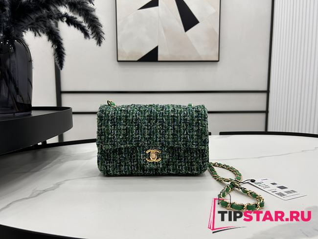 Chanel Classic Flap Bag in Cotton Tweed Green 20cm - 1