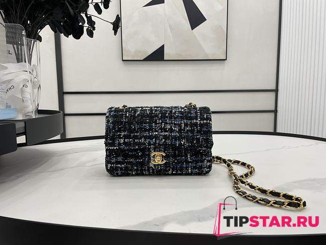 Chanel Classic Flap Bag in Cotton Tweed Navy 20cm - 1