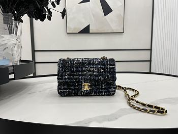 Chanel Classic Flap Bag in Cotton Tweed Navy 20cm