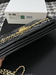 Chanel 24S Black Leather Chain Bag 18.5x14.5 cm - 6