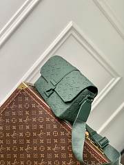 LV S-Cape Messenger Taurillon Monogram M24439 28x16x10 cm - 5