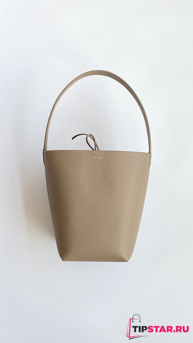 The Row Small N/S Park Tote in Leather Dark Taupe 25x22x12cm - 1