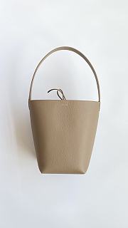 The Row Small N/S Park Tote in Leather Dark Taupe 25x22x12cm - 2