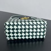 Bottega Veneta Small Andiamo Shoulder Bag Green 25x20x10cm - 6