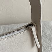The Row Half Moon Bag in Leather White 21×6×13.5cm - 4