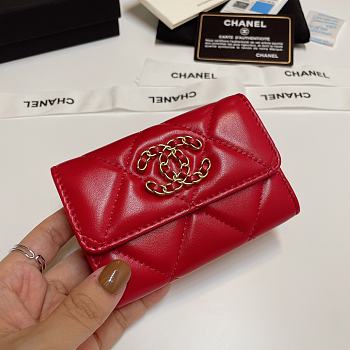 CHANEL 19 Flap Card Holder Red size 11x9 cm