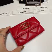 CHANEL 19 Flap Card Holder Red size 11x9 cm - 4