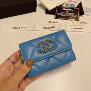 CHANEL 19 Flap Card Holder Blue size 11x9 cm - 4