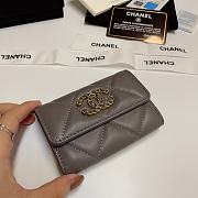 CHANEL 19 Flap Card Holder Dark Gray size 11x9 cm - 6