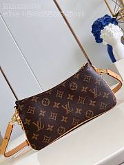 LV Liv Pochette Monogram Canvas M83008 24x13.5x6.5cm - 2