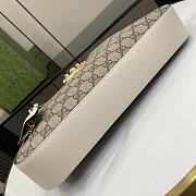 Gucci Padlock GG Medium Shoulder Bag Beige And White GG 32.5x24x5.5cm - 3