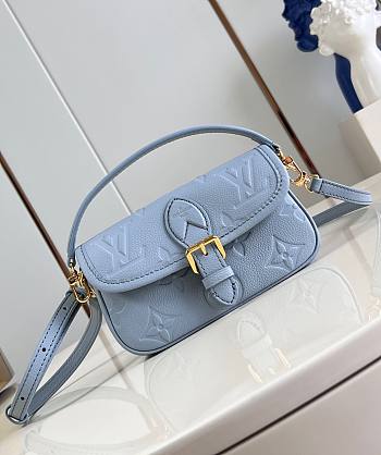 LV Nano Diane Light Blue M83592 19x10.5x6cm