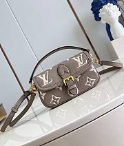 LV Nano Diane Tourterelle Beige/ Cream M83300 19x10.5x6cm - 5