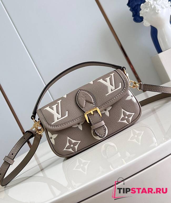 LV Nano Diane Tourterelle Beige/ Cream M83300 19x10.5x6cm - 1