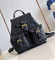 LV Backup Black M47074 20x22x14cm - 1