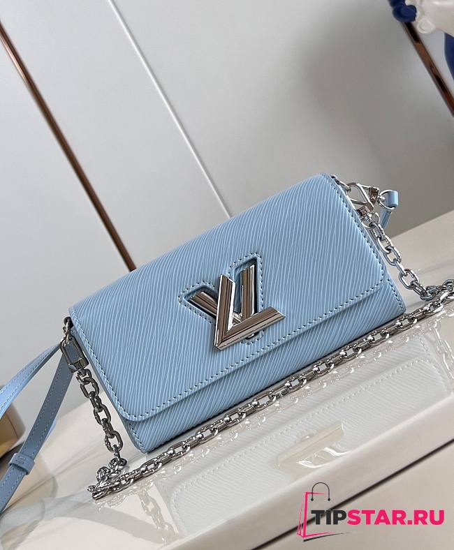 LV Twist West Pochette Light Blue M83478 19x10.5x6.5cm - 1