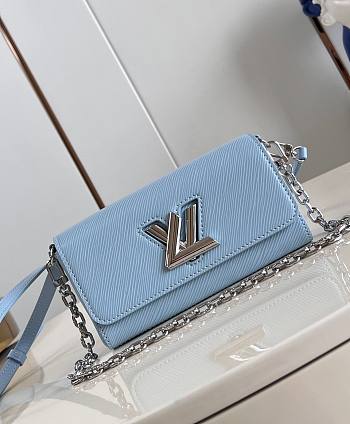 LV Twist West Pochette Light Blue M83478 19x10.5x6.5cm