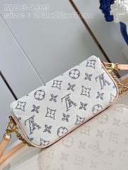 LV Wallet On Chain Ivy Multicolor Beige M83499 Nautical 23.5x12x4.3cm - 2