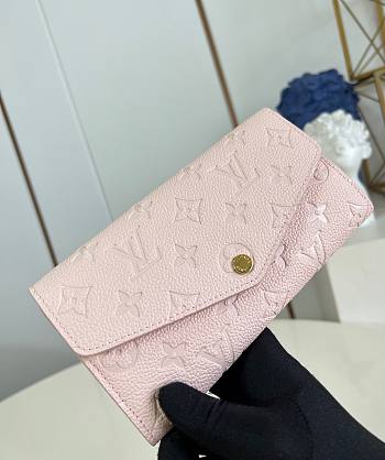 LV Sarah Wallet Opale Pink M83443 19x10.5x2cm