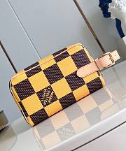 LV Locker Dopp Kit Yellow N40567 23x13x12cm - 4