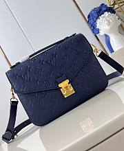 LV Pochette Métis Navy Blue M47142 25x19x7cm - 1