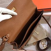 Hermes Kelly Depeches 25 Pouch Epsom Brown  - 5