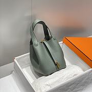 Hermes Picotin 18 Togo Almond Green Gold Hardware - 2