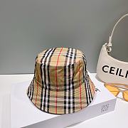 Burberry Check Cotton Bucket Hat Stone - 4