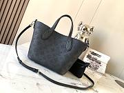 LV Blossom PM Black M21848 20x20x12.5cm  - 4