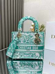 Dior Medium Dioriviera Lady D-Lite Bag Aquamarina Toile de Jouy Embroidery 24x20x12cm - 1