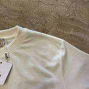 Hermes Logo H White - 2