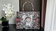 Medium Dior Book Tote Ecru Multicolor Dior 4 Saisons Printemps Soleil Embroidery 36x27.5x16.5cm - 4