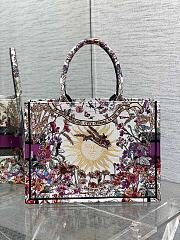 Medium Dior Book Tote Ecru Multicolor Dior 4 Saisons Été Soleil Embroidery 36x27.5x16.5cm - 4