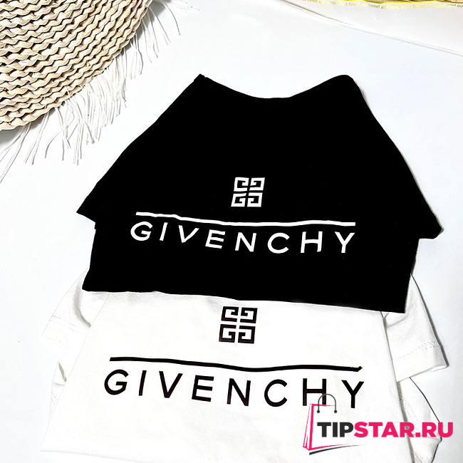 Givenchy T-shirt Black/ White 21207 - 1