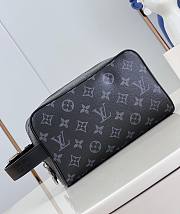 LV Locker Dopp Kit Monogram Eclipse Canvas M83113 23x13x12cm - 1