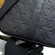 LV Keepall Bandoulière 45 Black Monogram Empreinte Giant Cabin M45532 45x27x20cm - 2