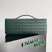 BV Long Clutch Andiamo With Handle Emerald Green 31x13x3cm Code: Tipstar60 - 4