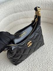 CC Small Hobo Bag Shiny Lambskin & Gold-Tone Metal Black 22.5×19.5×8.5cm - 6