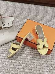 Hermes Oasis Sandal Ostrich Yellow 4.5cm - 5