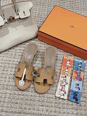 Hermes Oasis Sandal Ostrich Brown 4.5cm - 5