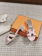 Hermes Oasis Sandal Ostrich Pink Pastel 4.5cm - 5