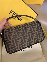 Fendi Baguette Mini Brown FF Jacquard Fabric Bag 20x13x5cm - 3