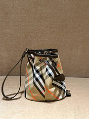 Burberry Check Drawstring Pouch Sand 16x10.5x18cm - 1