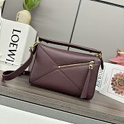 Loewe Small Puzzle Bag In Classic Calfskin Dark Burgundy 24x10.5x16.5cm - 2